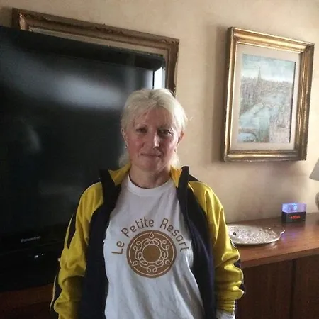 Le Petite Apartament *